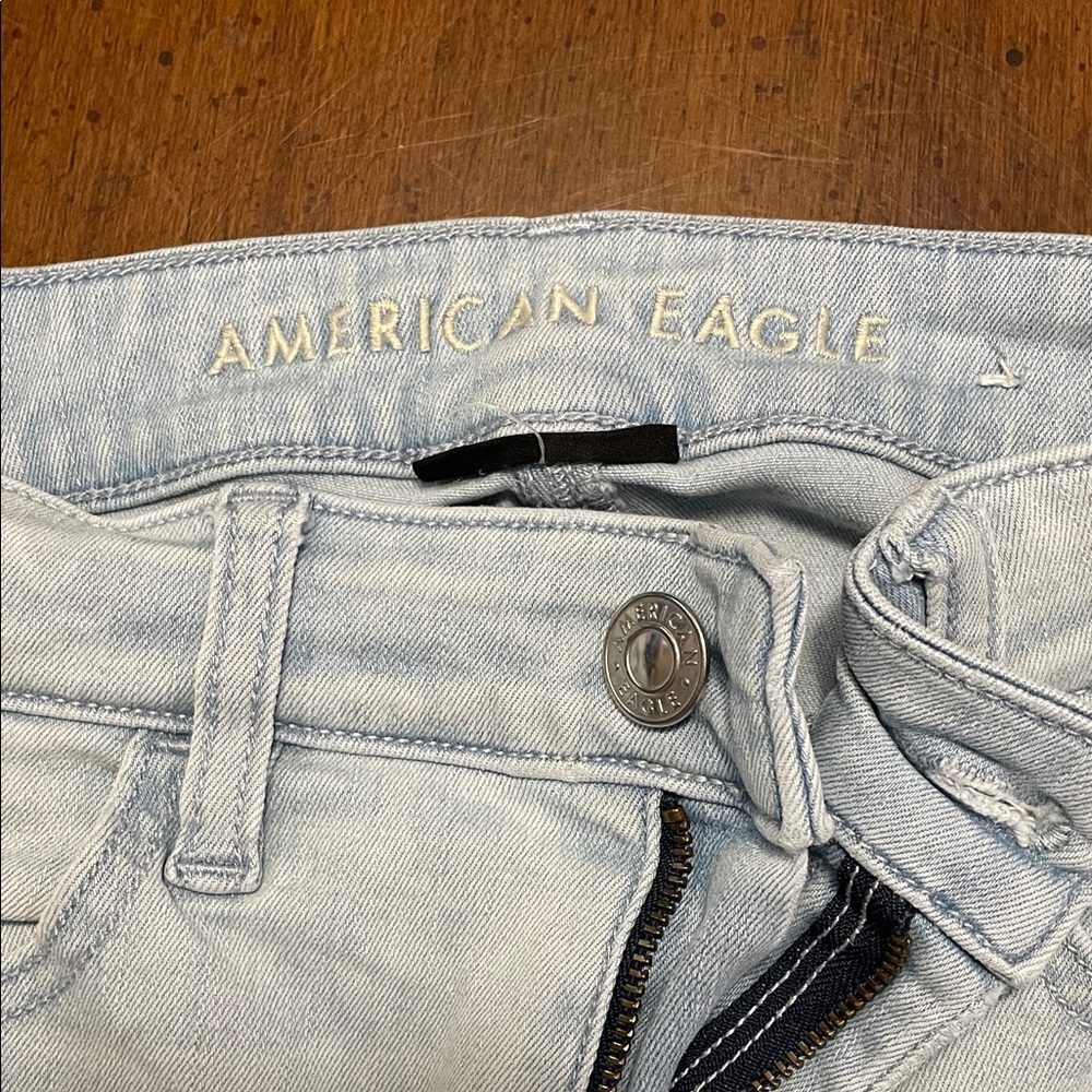 American Eagle Outfitters Light Blue Skinny Jeans